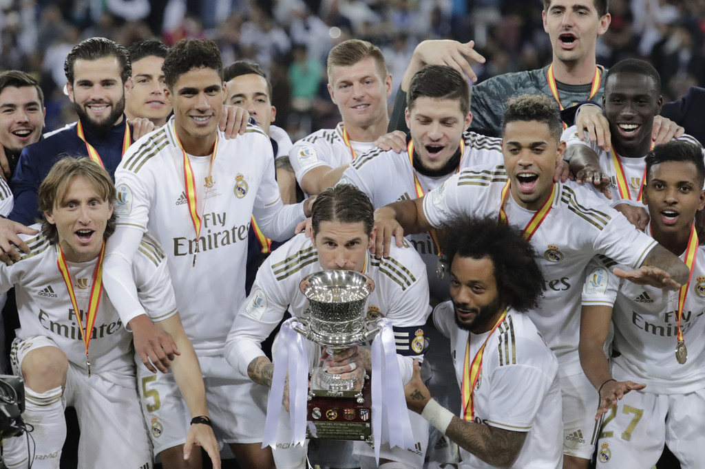 战术犯规直 战术犯规直